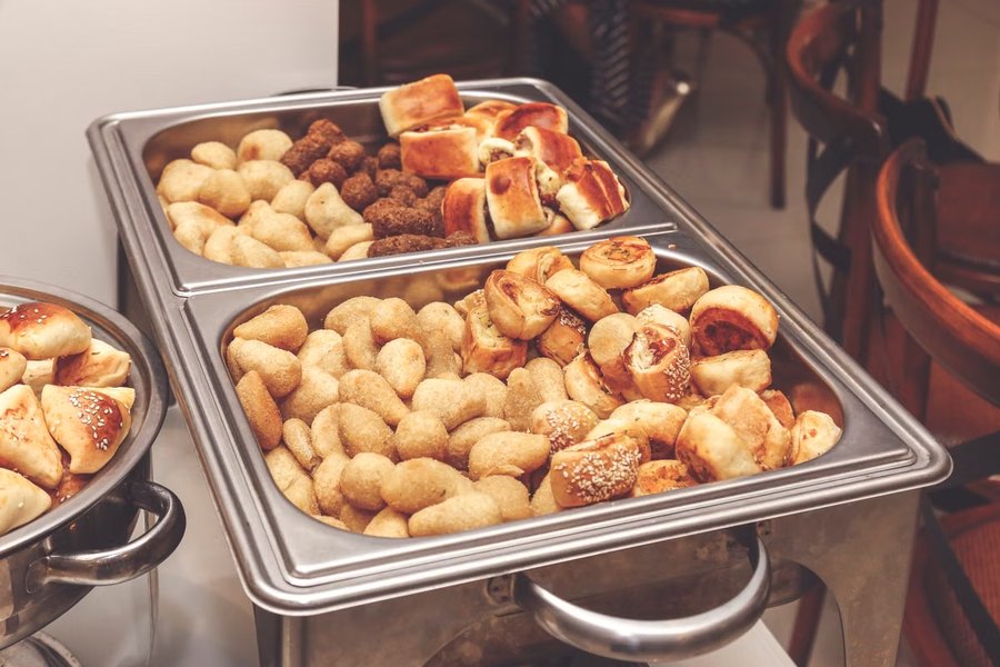Bandeja de cóctel (salado)